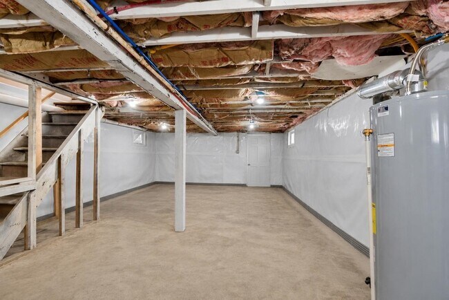 Building Photo - 731 Humboldt St