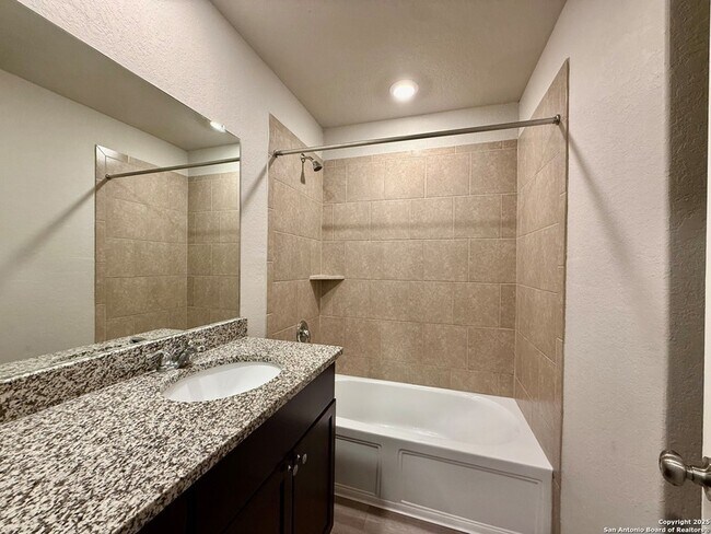 Building Photo - 8127 Glasgow Dr