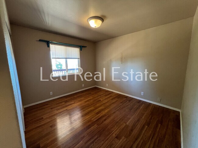Building Photo - 5270 Bonnie Lou Ln
