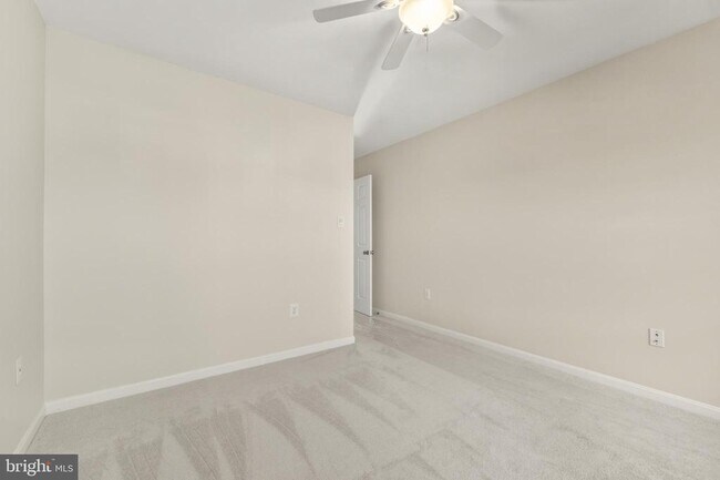 Building Photo - 13509 Chipper Ct