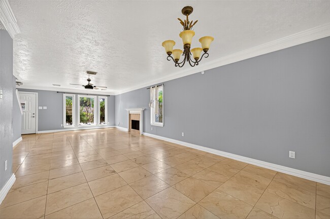 Building Photo - 12226 Paddock Way