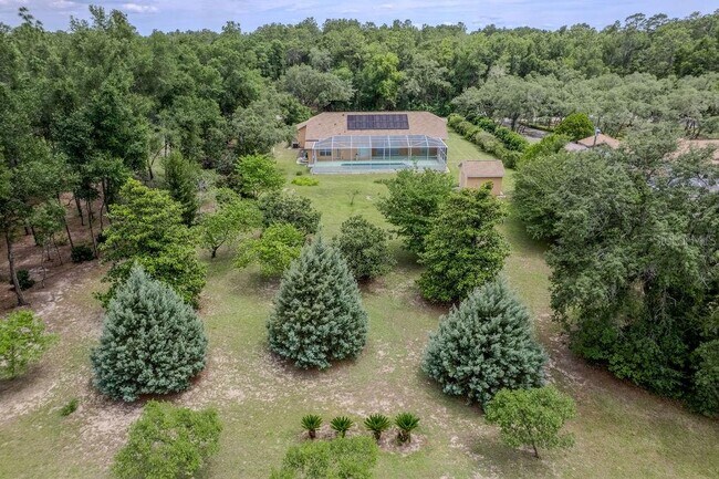 Building Photo - 20811 SW 81st Loop