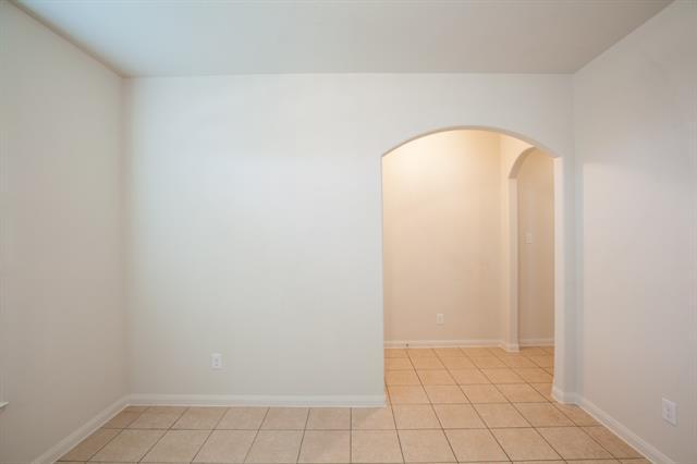Building Photo - 128 Tennyson St