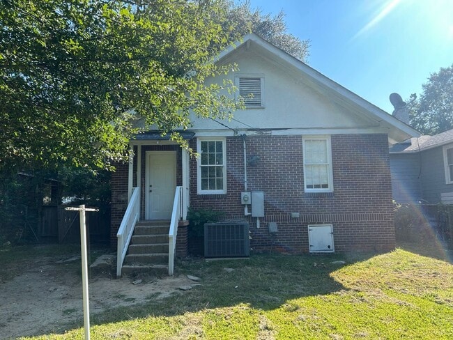 Building Photo - 2427 Sulton St