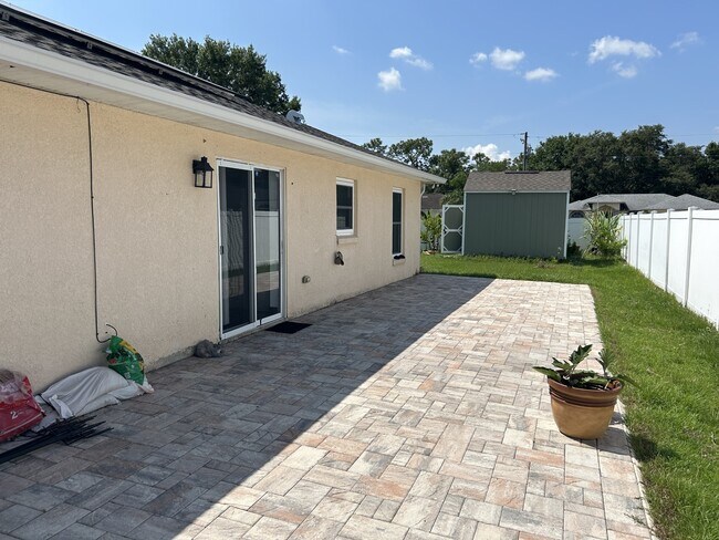 Building Photo - 659 Jaguar Ct