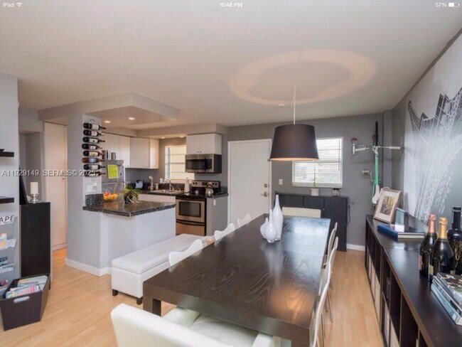 Building Photo - 947 Lenox Ave.