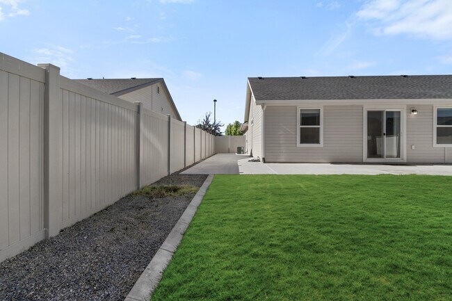 Building Photo - 12087 W Soapstone Dr