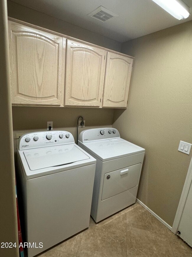 Building Photo - 4224 E Bighorn Ave