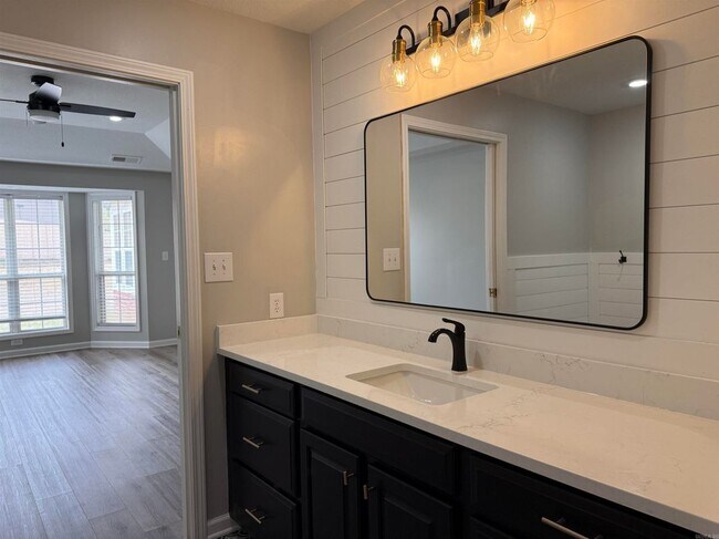 Building Photo - 1 Enclave Cir