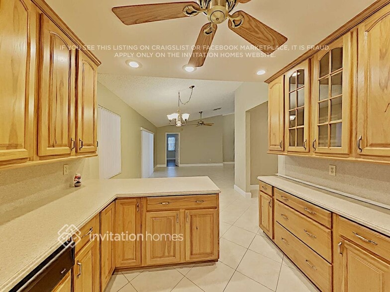 Building Photo - 22881 SW 56th Ave