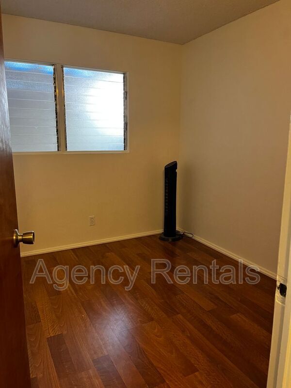 Building Photo - 98-1403 Kaahumanu Street #B