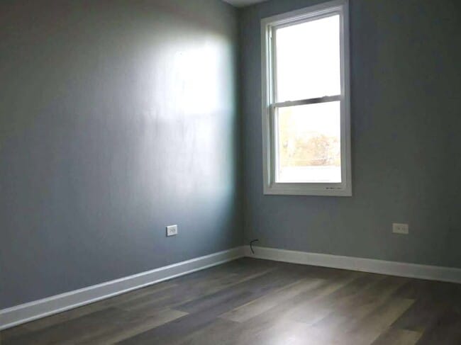 Building Photo - 1504 Hanover St