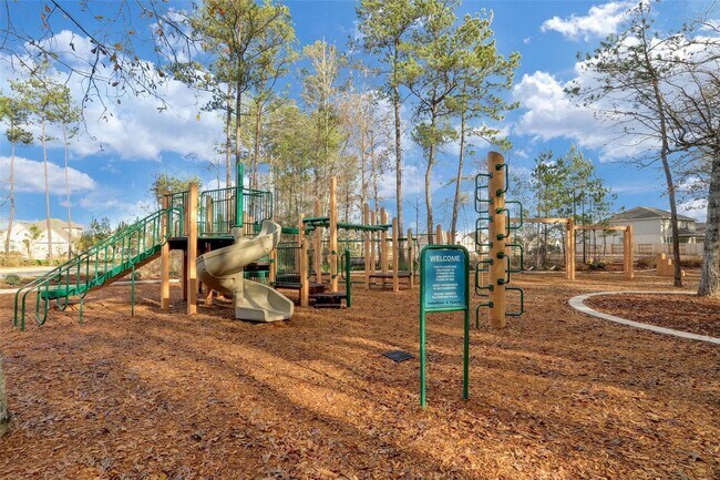 Building Photo - BRAND NEW! Lennar Homes Cottage Collection...