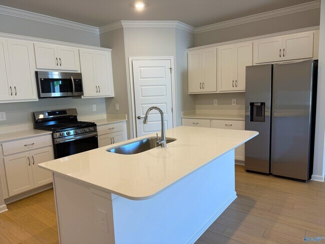 Building Photo - 212 Cobbdale Park Dr