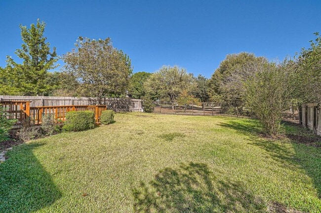 Building Photo - 15013 Doria Dr