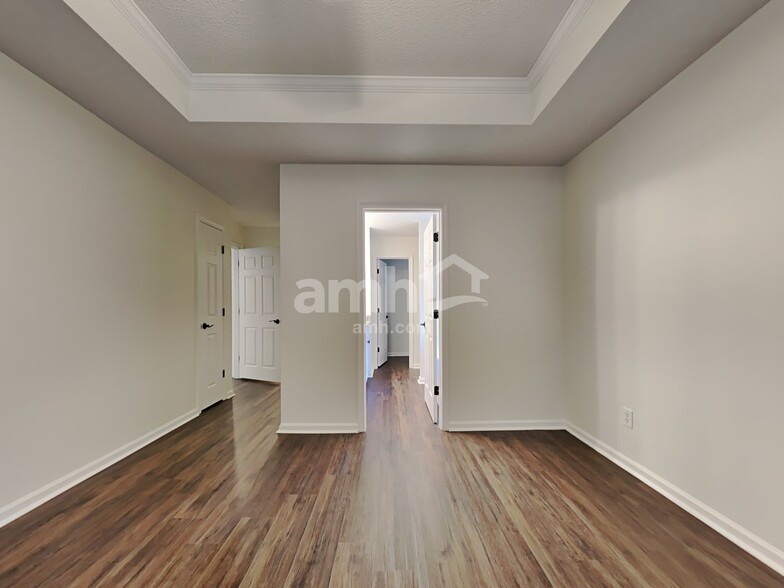 Building Photo - 118 Golden Gate Dr