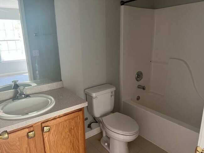 Building Photo - Fully Renovated 2 Bedroom/ 2.5 Bathroom Townhome - The Farm at Buckwalter