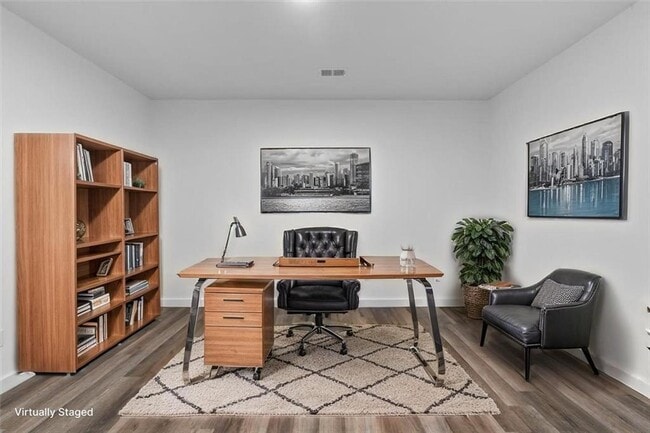 Building Photo - 350 Wembley Cir