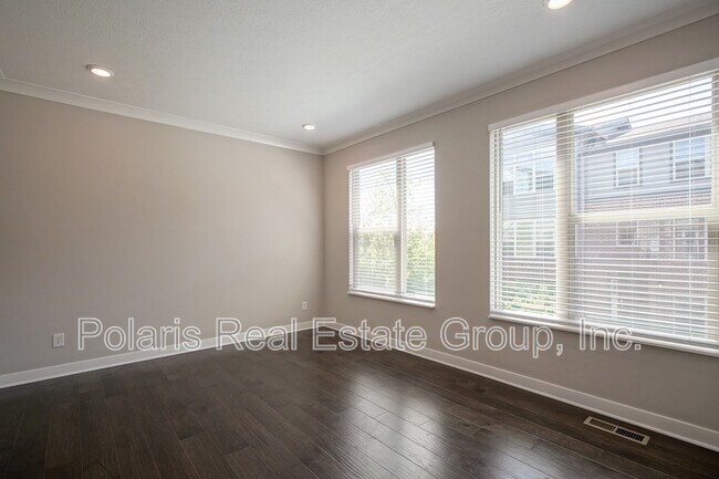 Building Photo - 8239 Bostic Dr