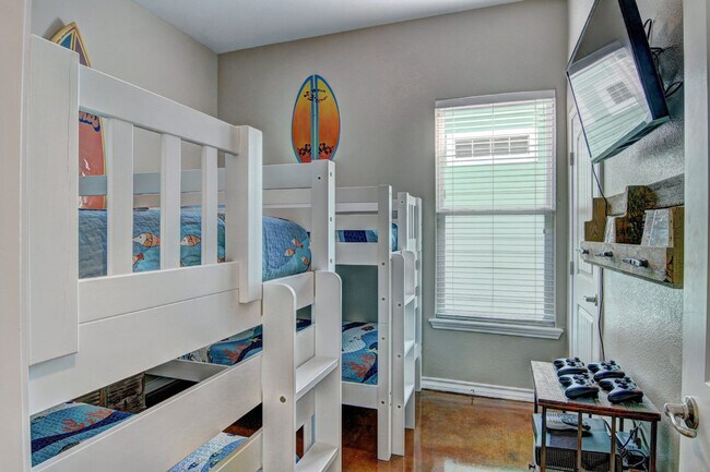 Building Photo - 2211 TX-361