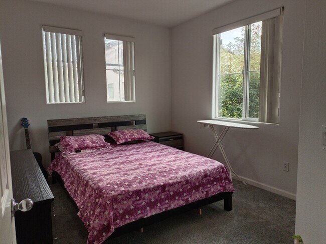 Building Photo - 135 Parc Place Dr