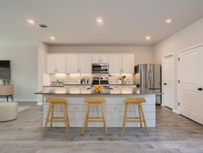 Building Photo - 8801 Whitter Dr