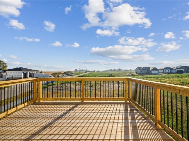 Building Photo - 808 Windam Dr