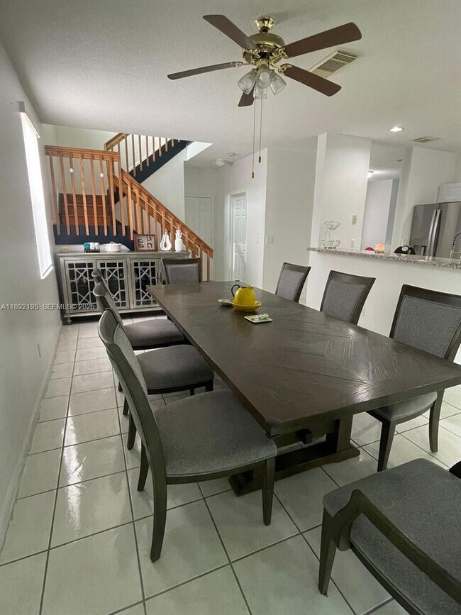 Building Photo - 10470 SW 16th St