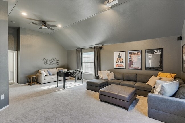 Building Photo - 5205 Panama Dr