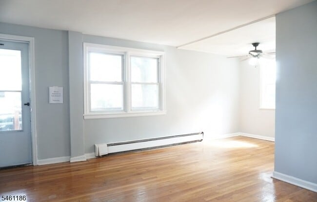 Building Photo - 736 Audrey Dr