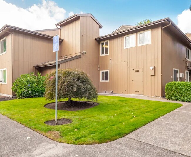 Building Photo - Millwood Manor