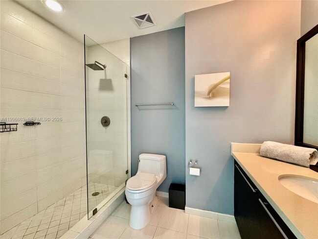 Building Photo - 7928 East Dr