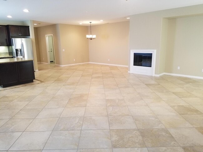 Building Photo - 3424 Desert Creek Trail