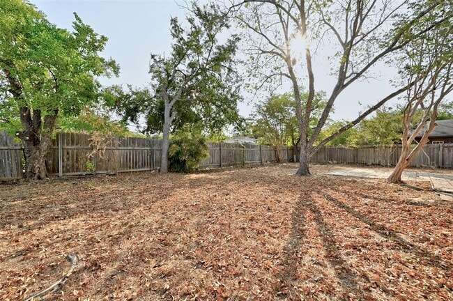 Building Photo - 3910 Tamil St