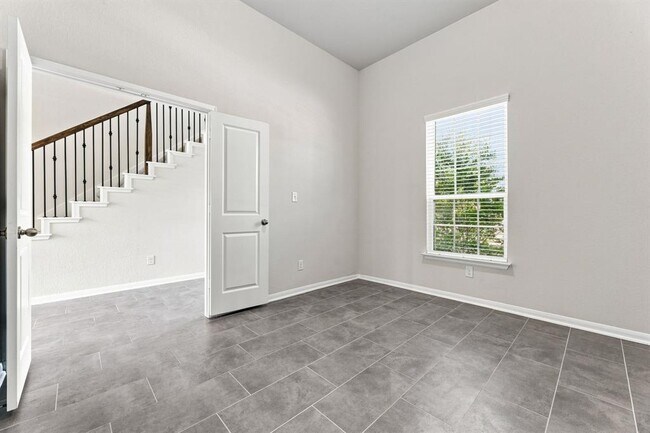 Building Photo - 658 Cherrystone Loop