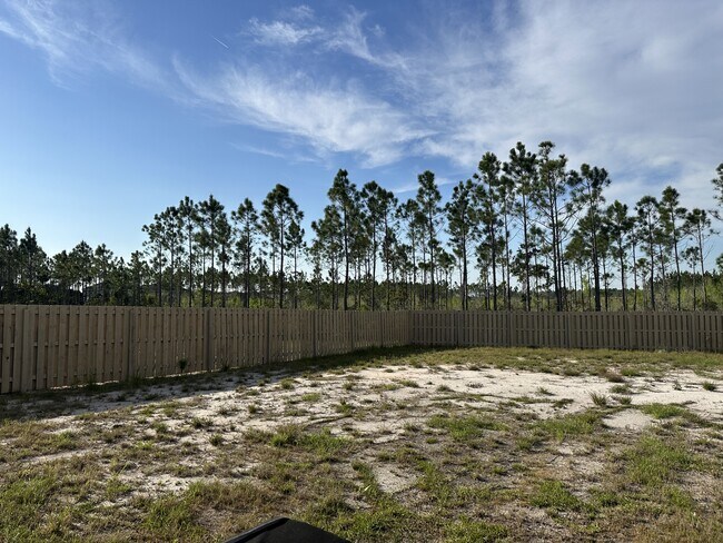 Building Photo - 345 Mcclelland Lp NE