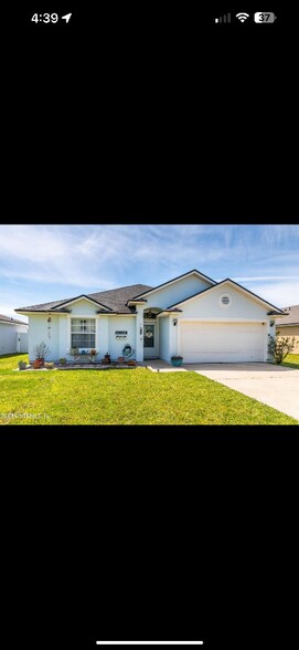 Primary Photo - 45411 Ingleham Cir