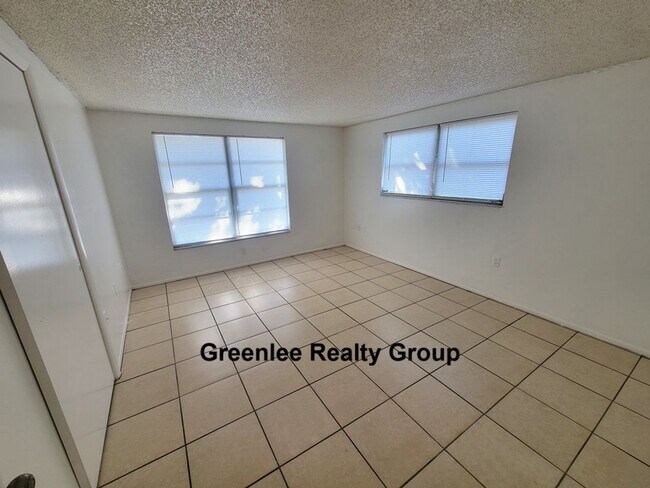 Building Photo - 2 Bedroom/2 Bath Home in Port Richey- Pet ...