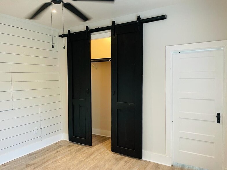 Reclaimed Wood Barn Doors - 810 Aganier Ave