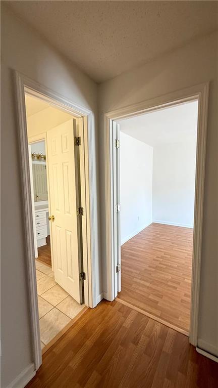 Building Photo - 3595 Woodbriar Cir