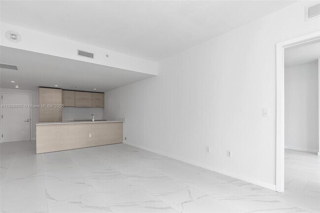 Building Photo - 1300 S Miami Ave