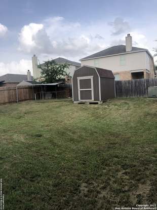 Building Photo - 2910 Candleside Dr