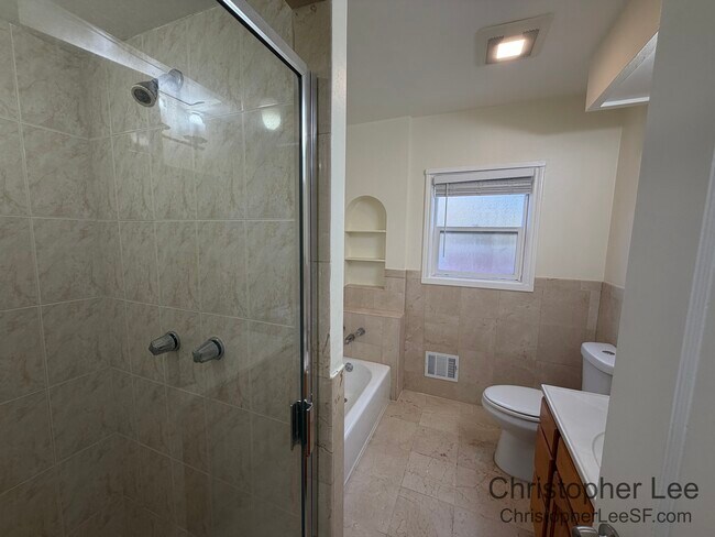 Building Photo - 185 Eucalyptus Dr