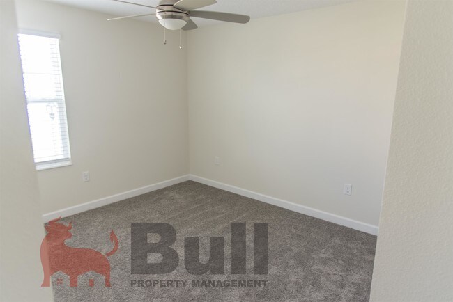 Building Photo - 7518 Summerlake Groves St