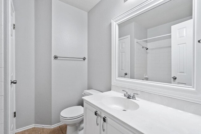 Building Photo - 1514 Royce Ln