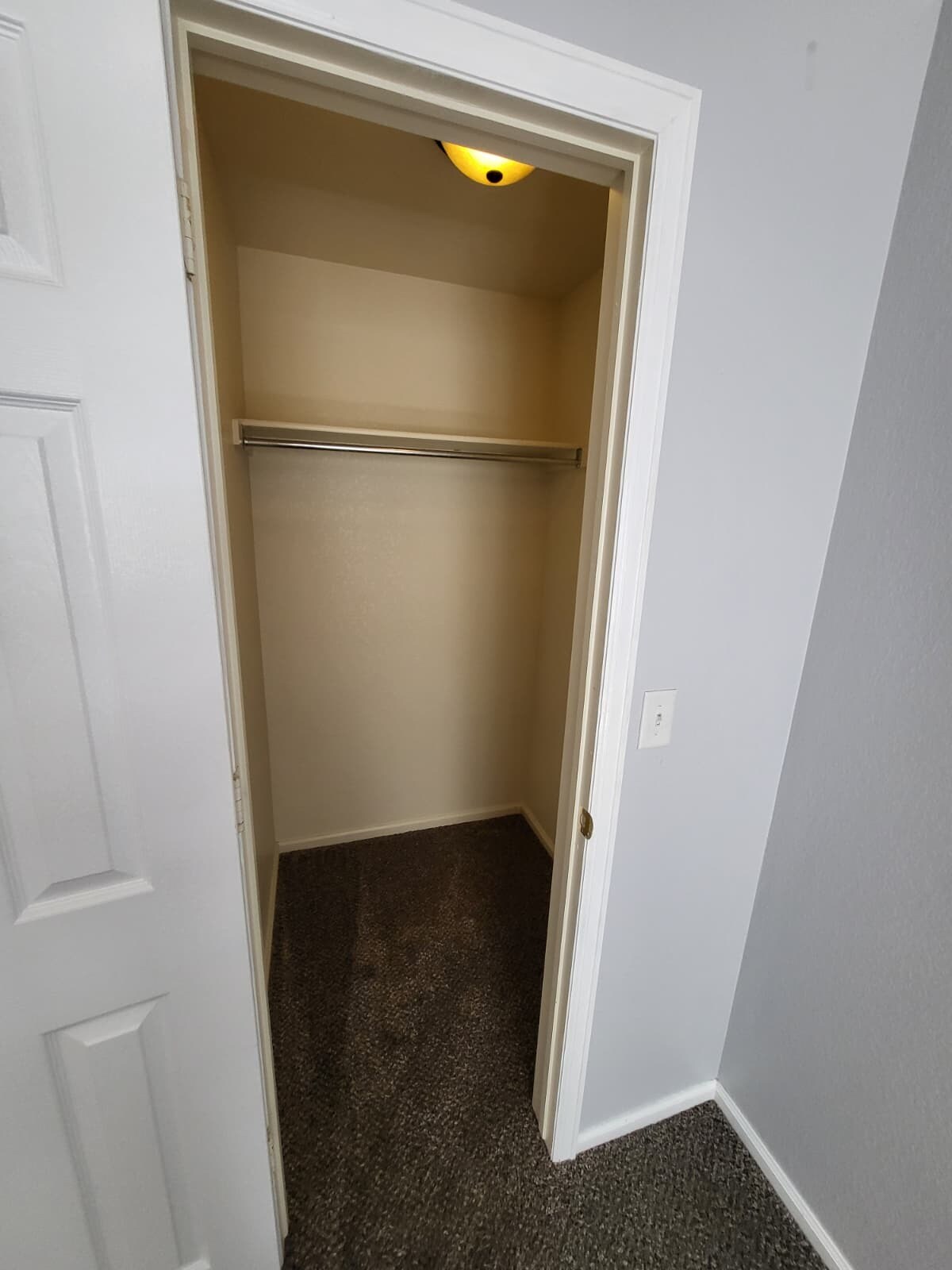 Room 4 - 2704 Breckenridge PL