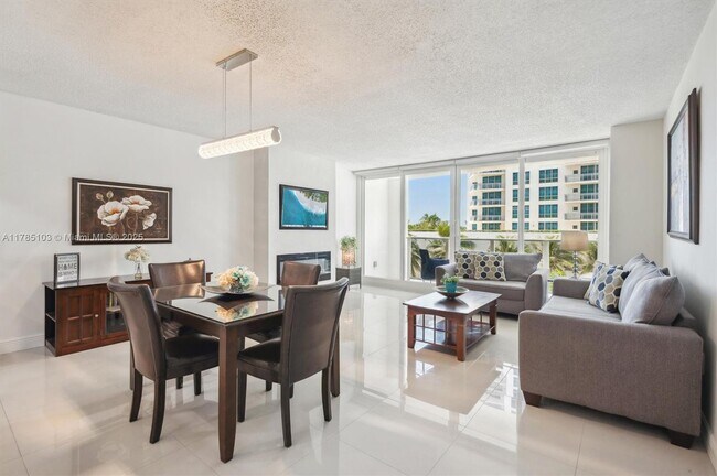 Building Photo - 3505 S Ocean Dr