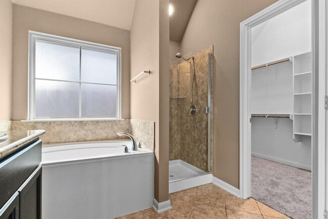 Building Photo - 3310 Greyfriar Dr