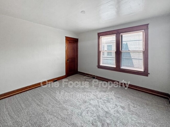 Building Photo - 1414 Park Ave