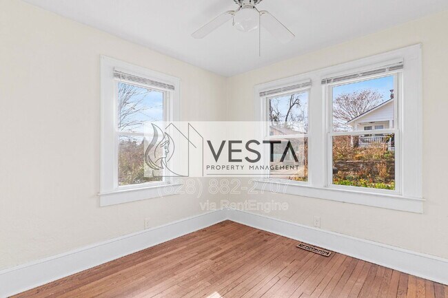 Building Photo - 114 Richmond Ave